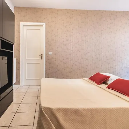 Apartment Casa Malatesta - In Centro, 10 Min Da Fiera E Palacongressi